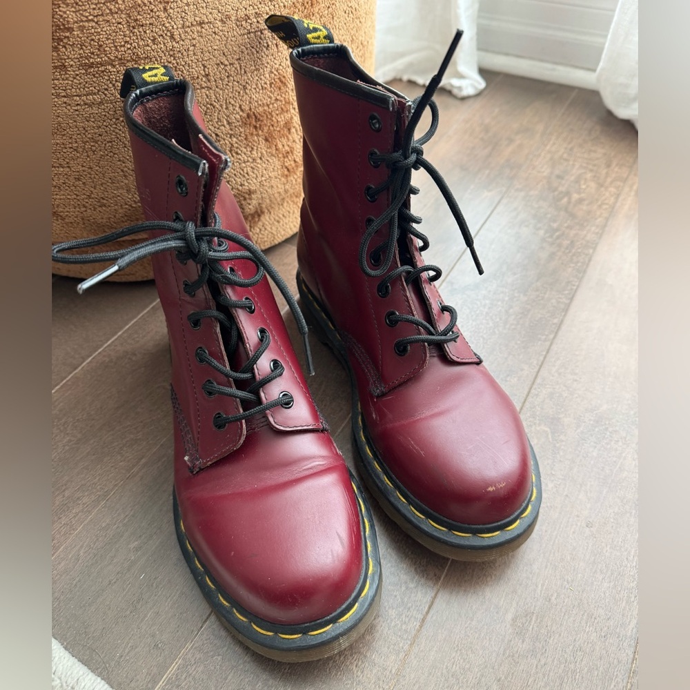 DR. MARTENS 1460 Smooth Leather Lace Up Boots